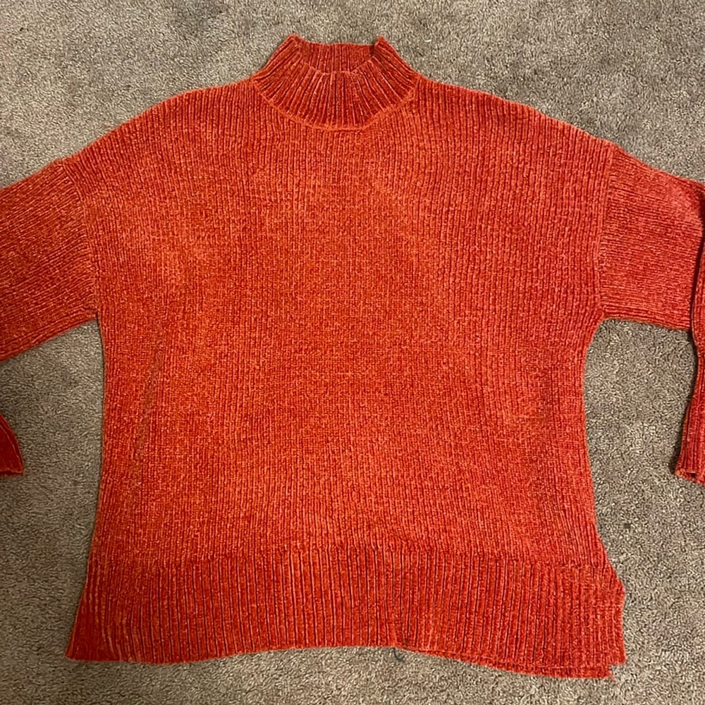 Women’s sweater